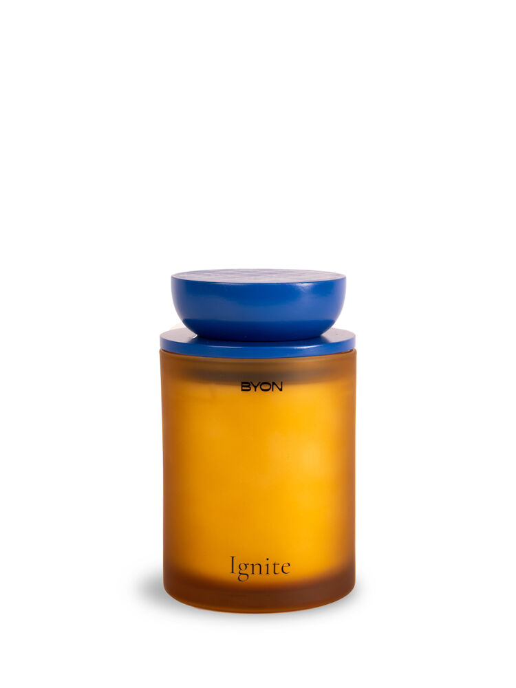 SCENTED CANDLE IGNITE 55H, AMBER/BLUE